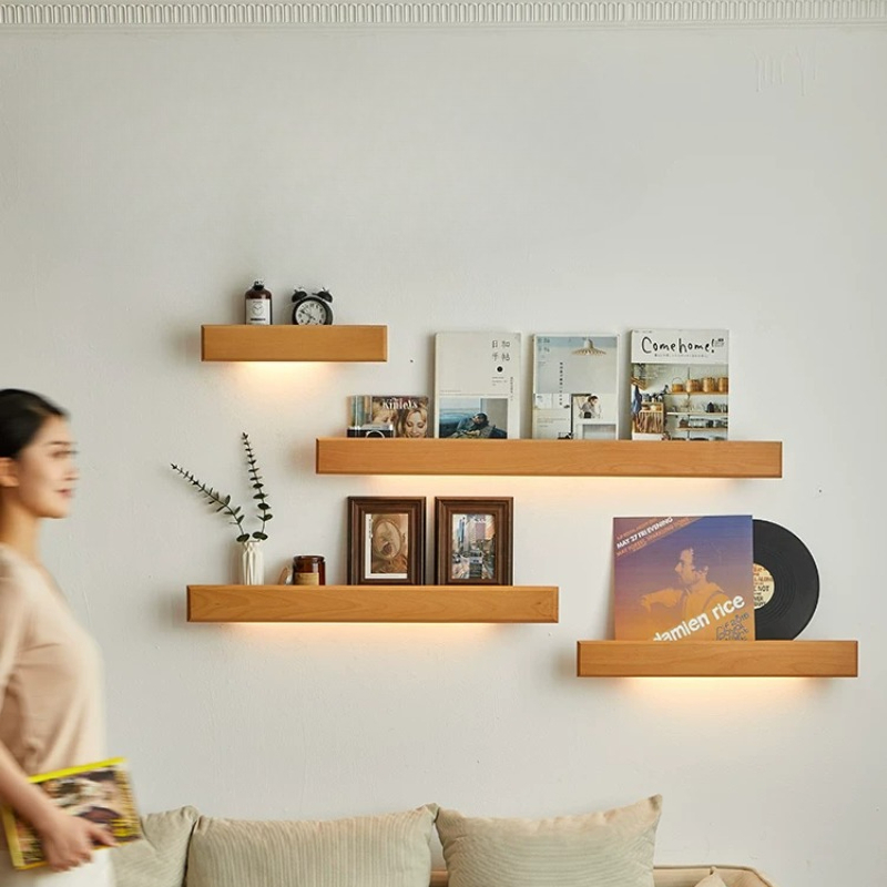 Solid Wood Wall Storage Shelf  – Lighting And Decor Magazine recenzja i cena